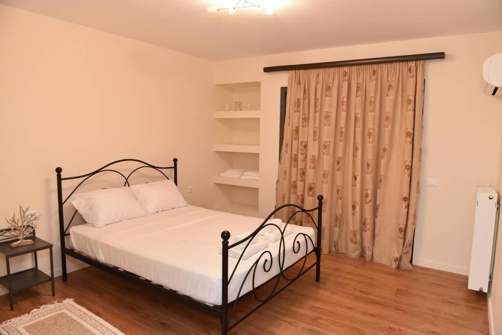 Dr Vasi Holidays House Agios Nikolaos  Bagian luar foto